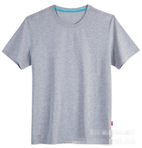 men's T-shirt.
